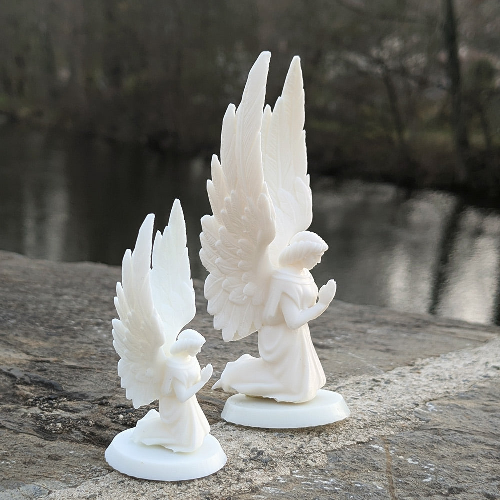 Ange à genoux, figurine imprimée en 3D